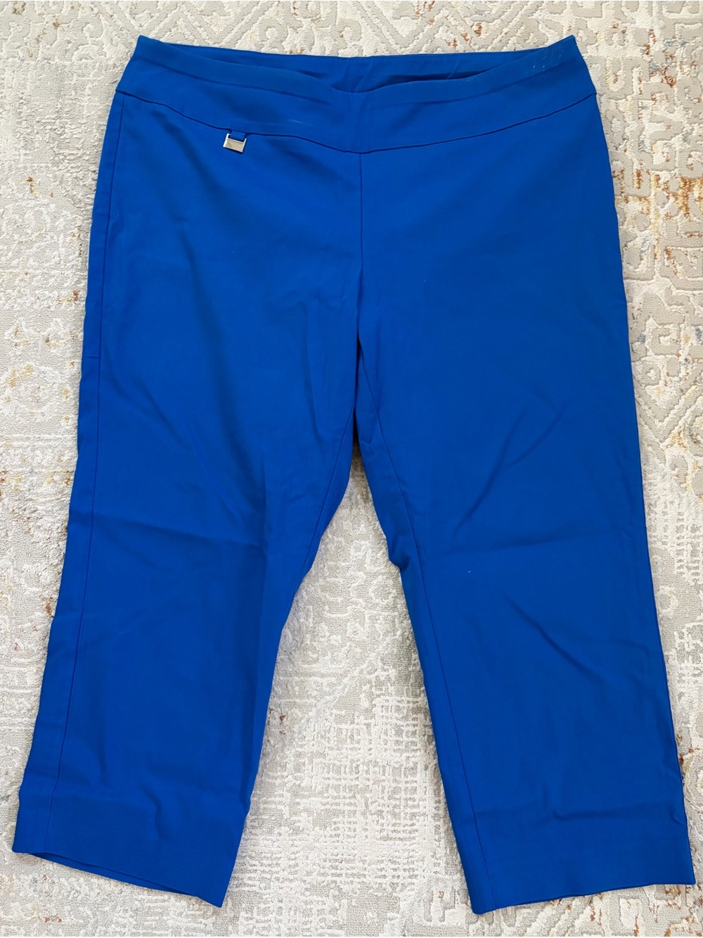 Alfani Women's Bright Royal Blue Capri Pants